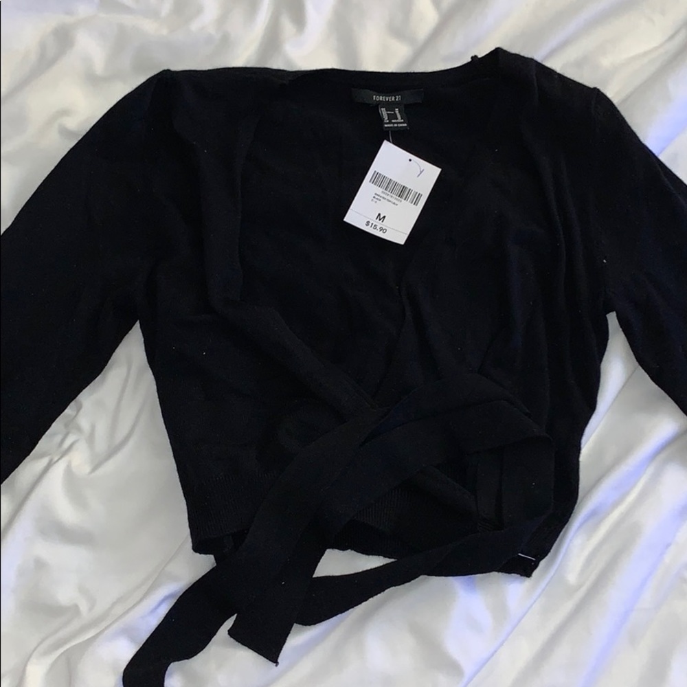 Forever 21 criss cross tie sweater crop top